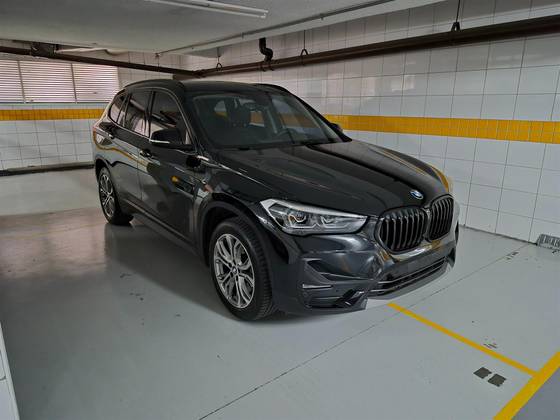 BMW X1 2.0 16V TURBO ACTIVEFLEX SDRIVE20I 4P AUTOMÁTICO BMW X1 2.0 16V TURBO ACTIVEFLEX SDRIVE20I 4P AUTOMÁTICO